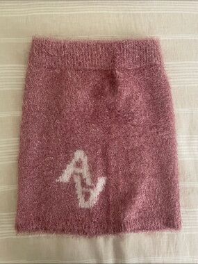 South Korean Brand Cozy Mauve Fuzzy Pencil Skirt with White Motif